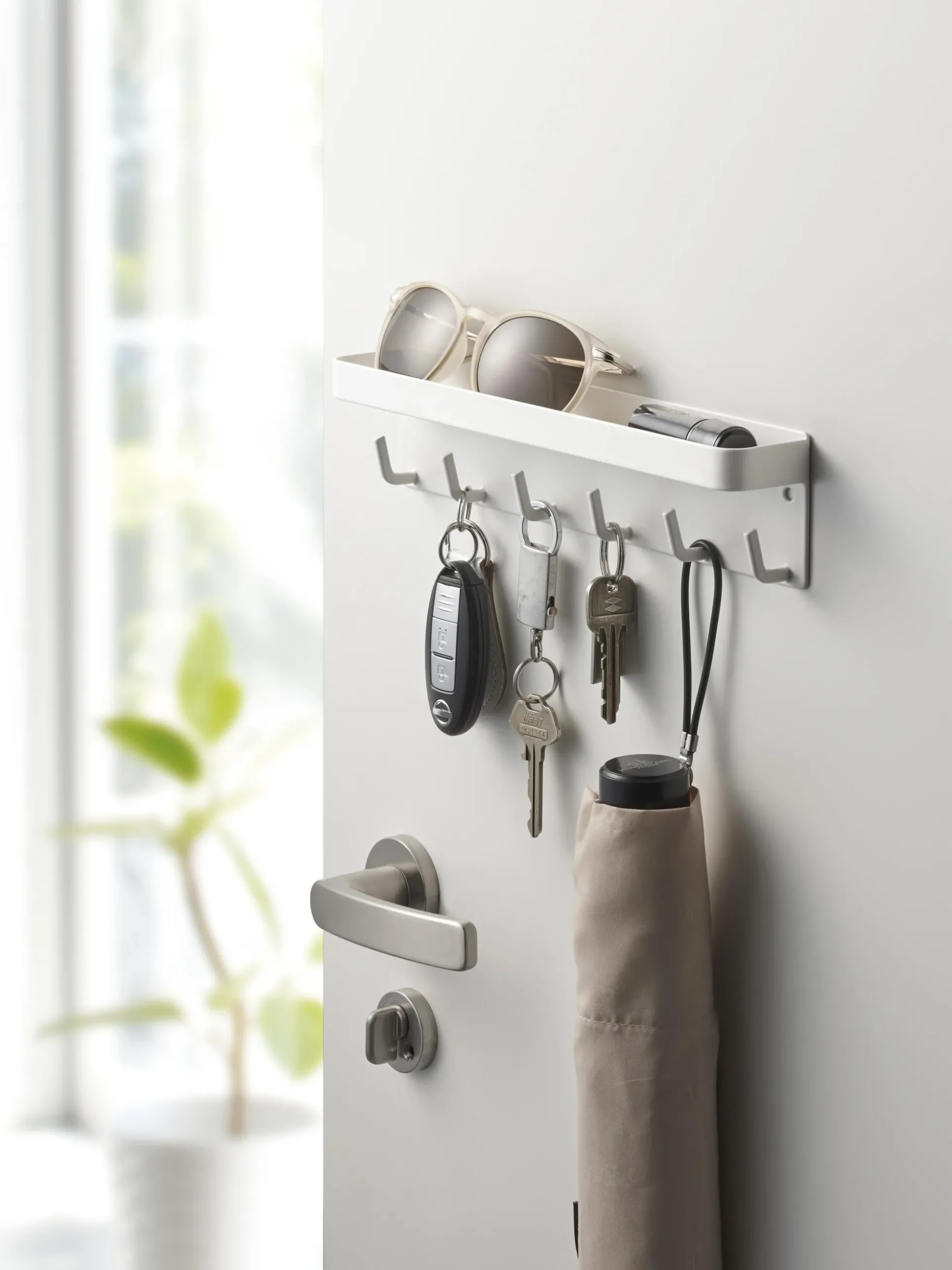Appendiabiti da parete con retro magnetico Smart