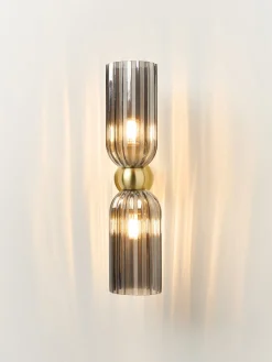 Applique con luce su e giù Antic