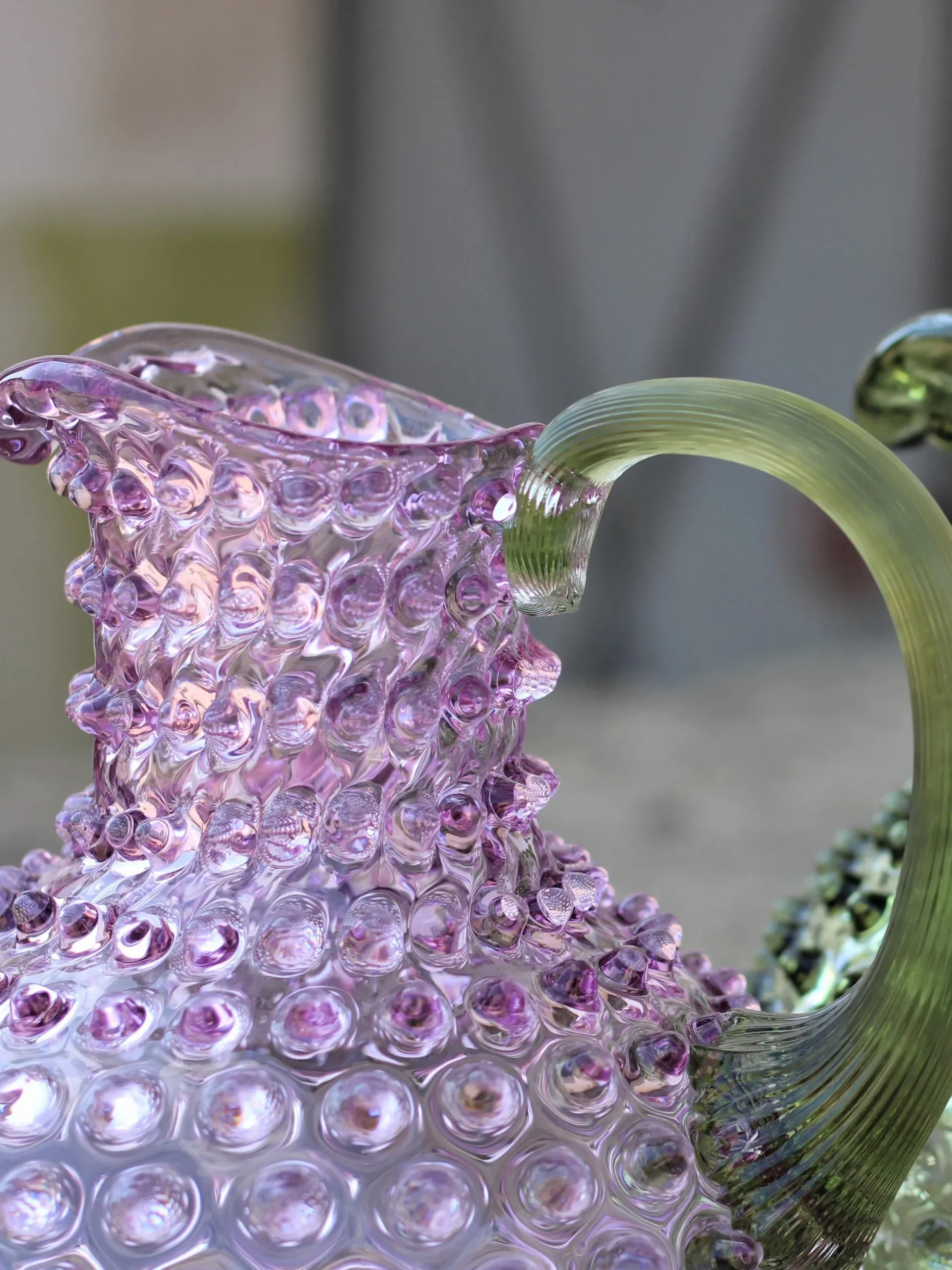 Brocca in vetro soffiato Hobnail 2 L