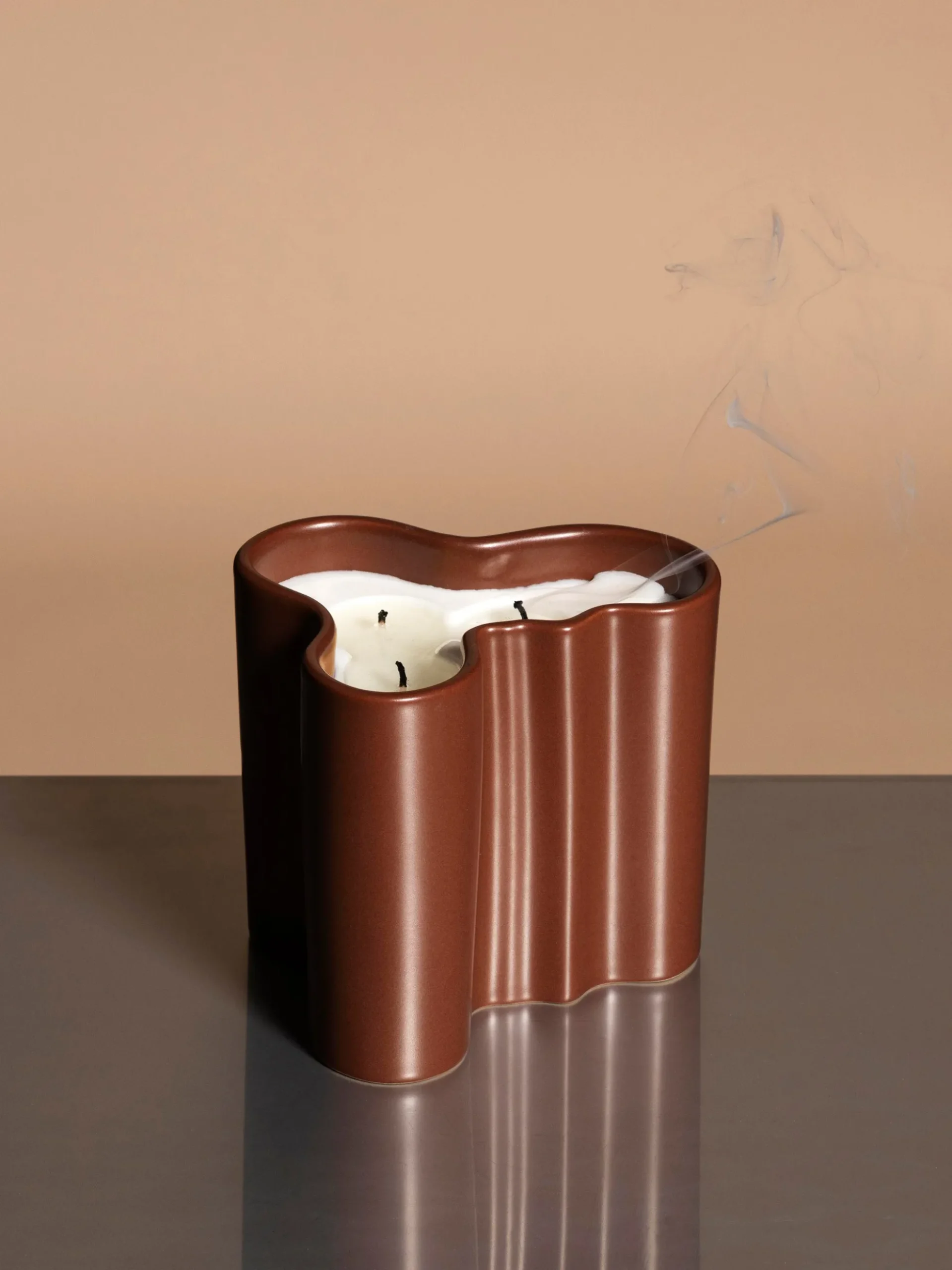 Candela profumata Aalto (patchouli, muschio di quercia e fumo)