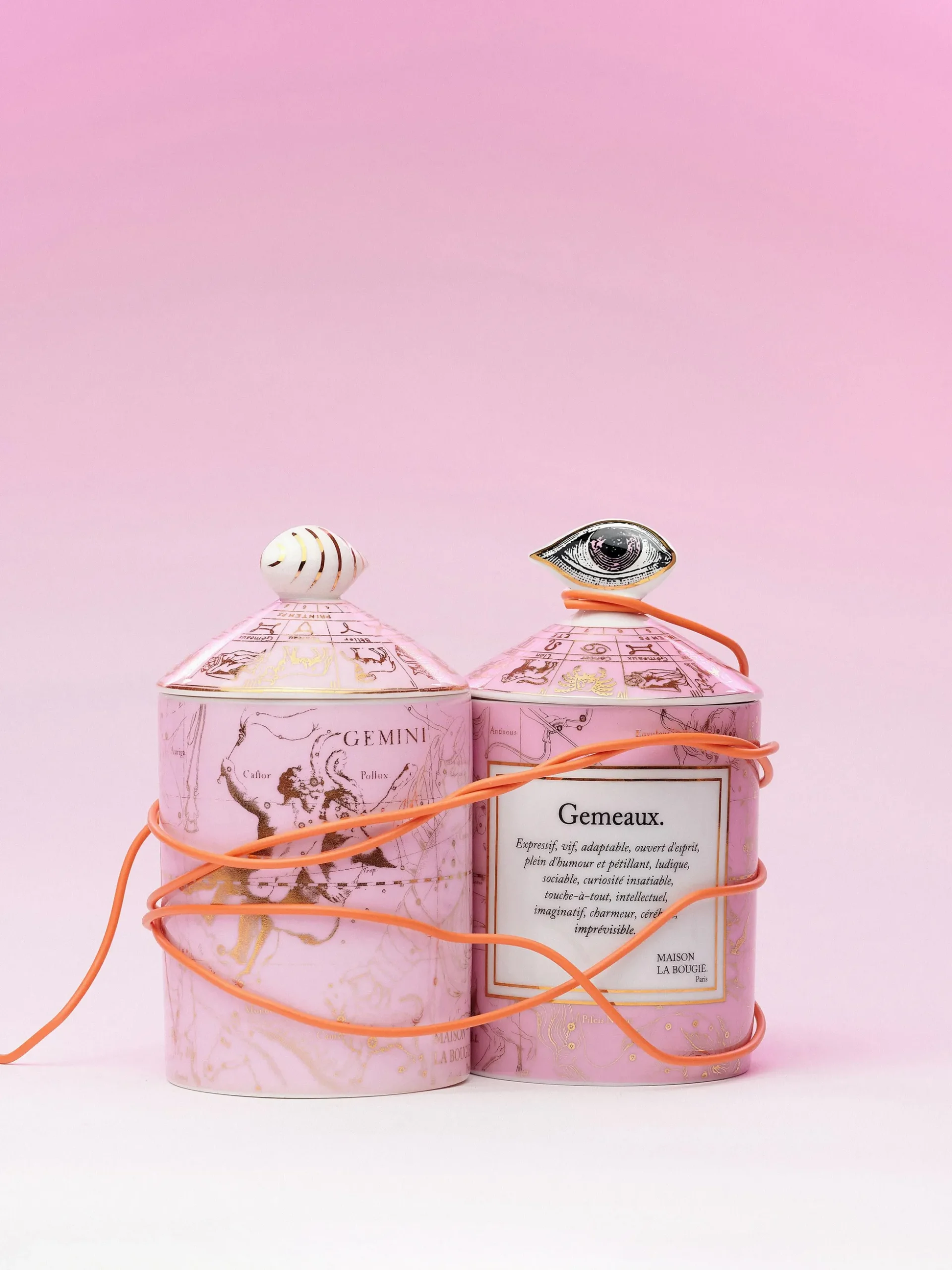 Candela profumata fatta a mano Gemini (lavanda, cipresso & legno di cedro)