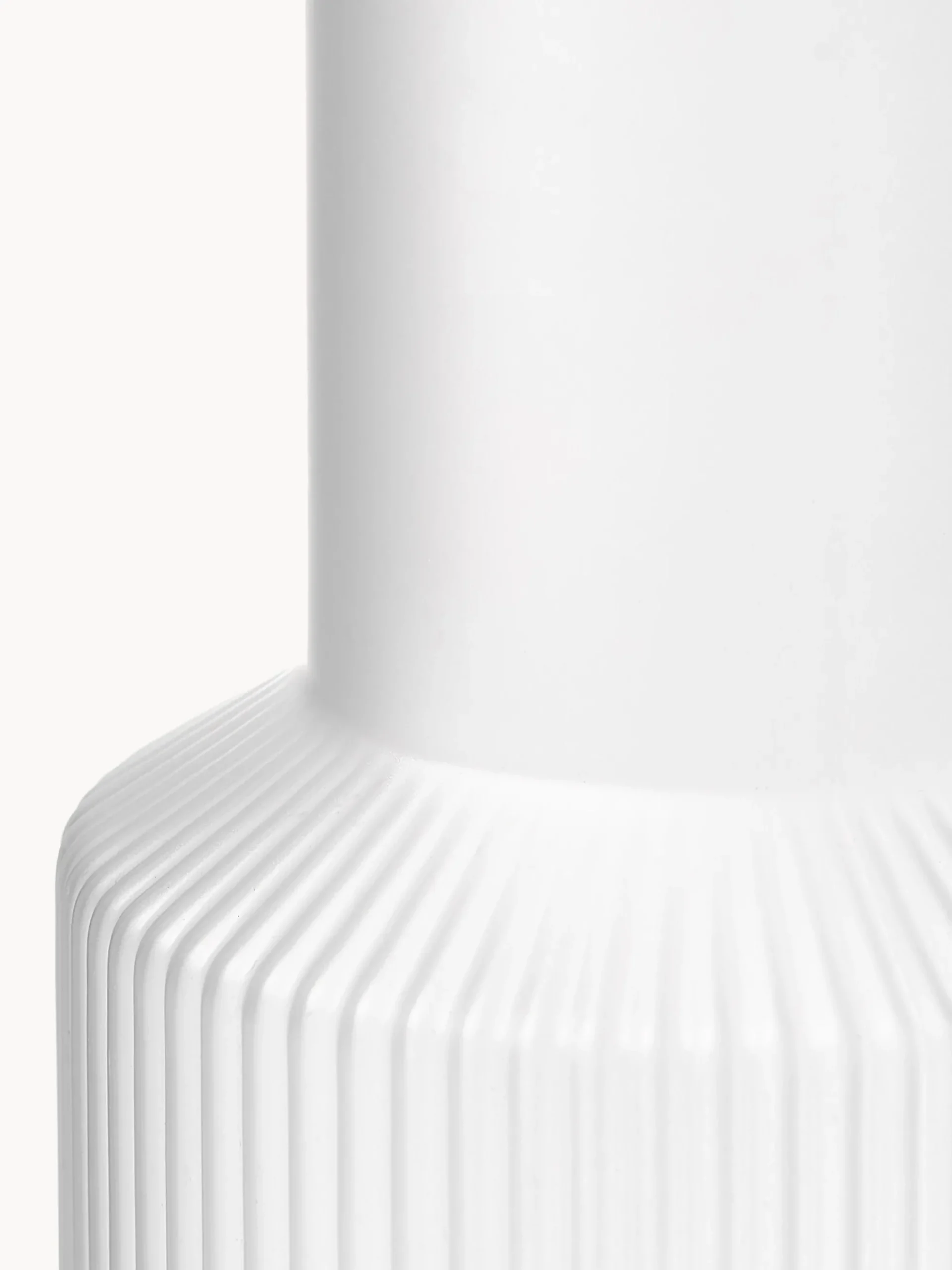 Caraffa in vetro soffiato millerighe Ripple, 1 L