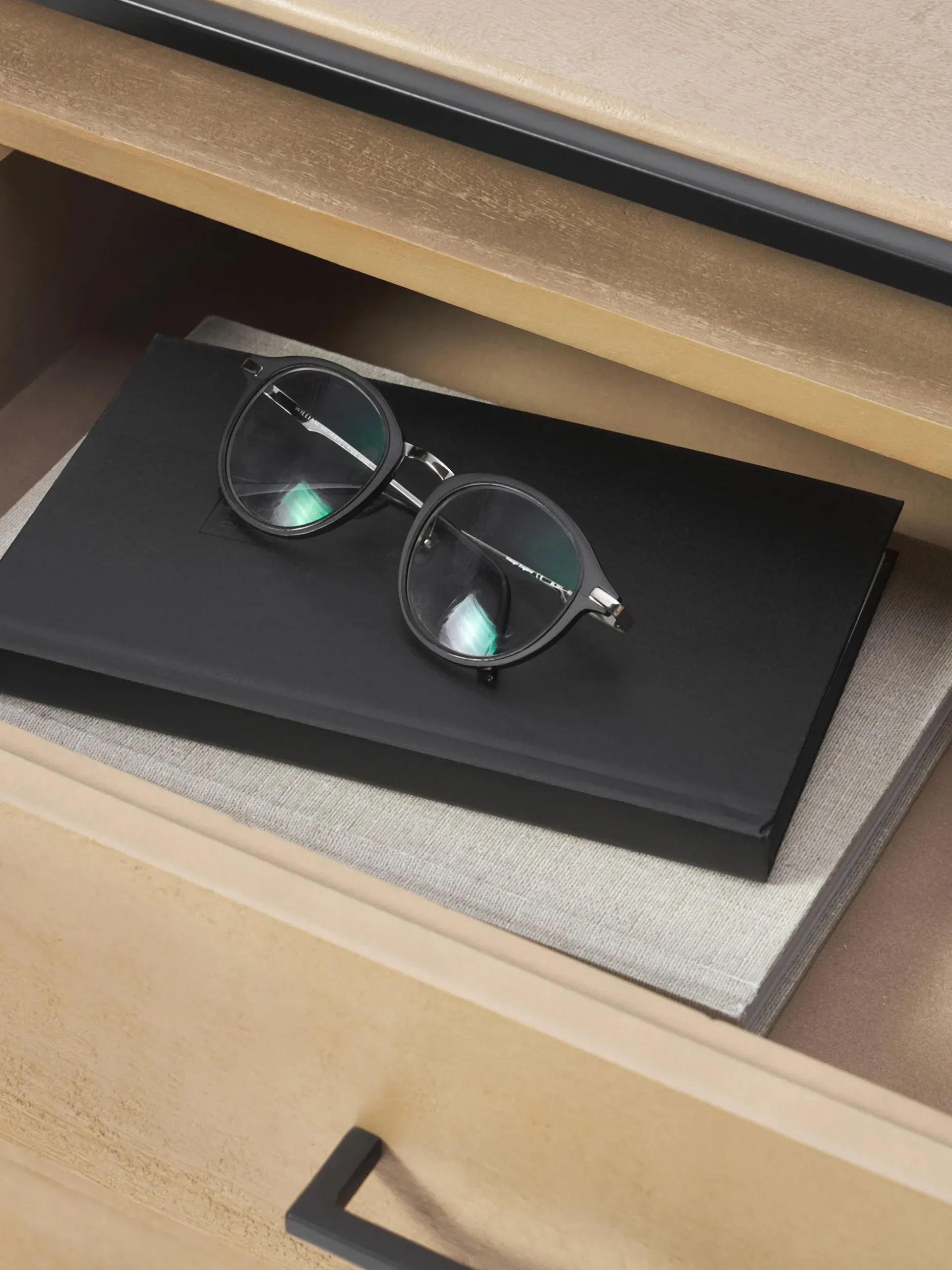 Cassettiera in legno di mango Lyle