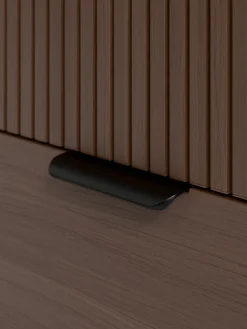 Comodino in legno Sato