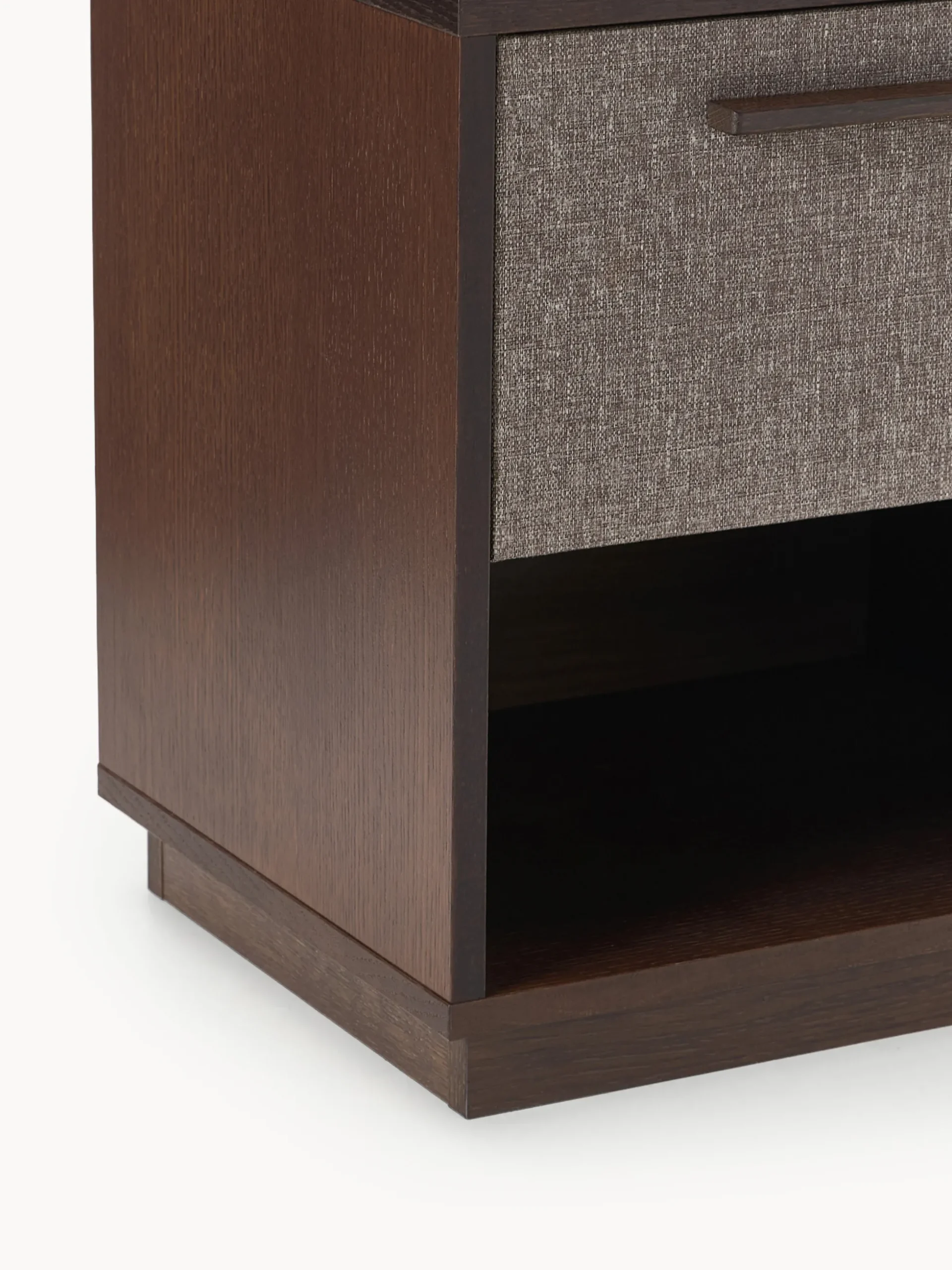 Comodino in legno con frontale imbottito Wisp