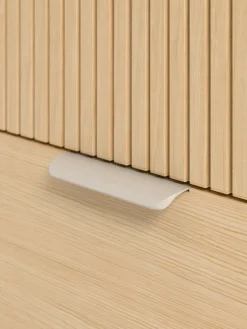 Comodino in legno Sato