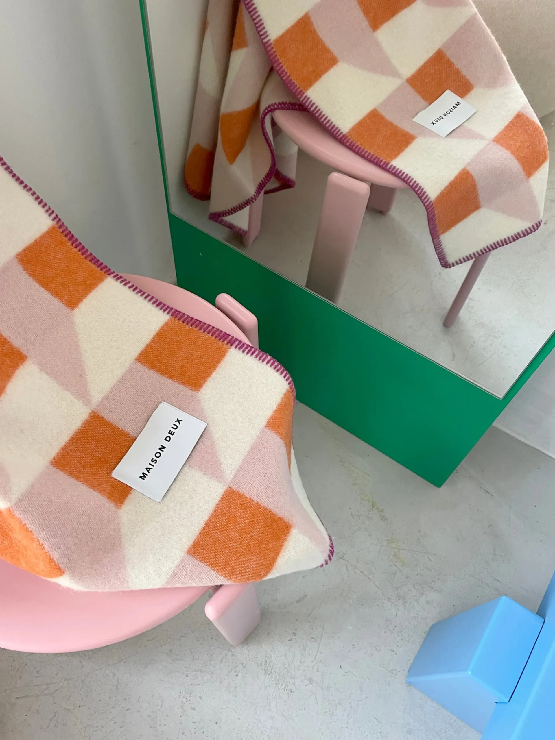 Coperta in lana Cubics
