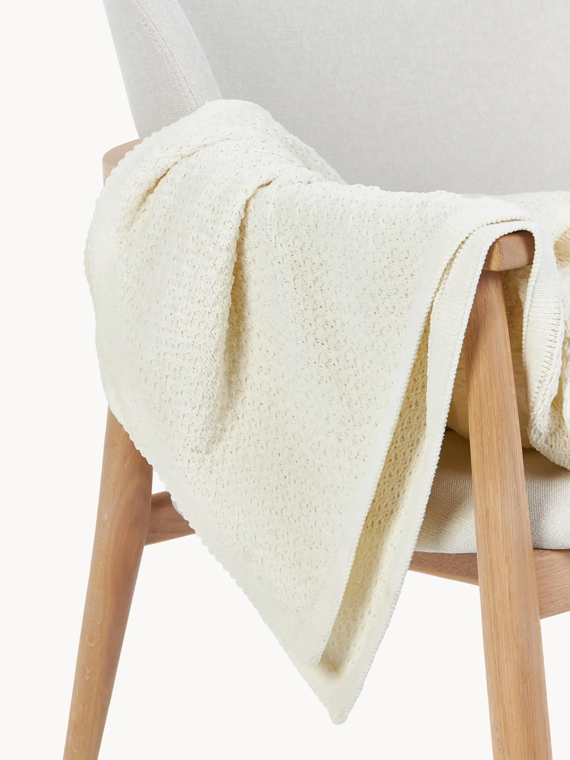 Coperta morbida lavorata a maglia in ciniglia Everly