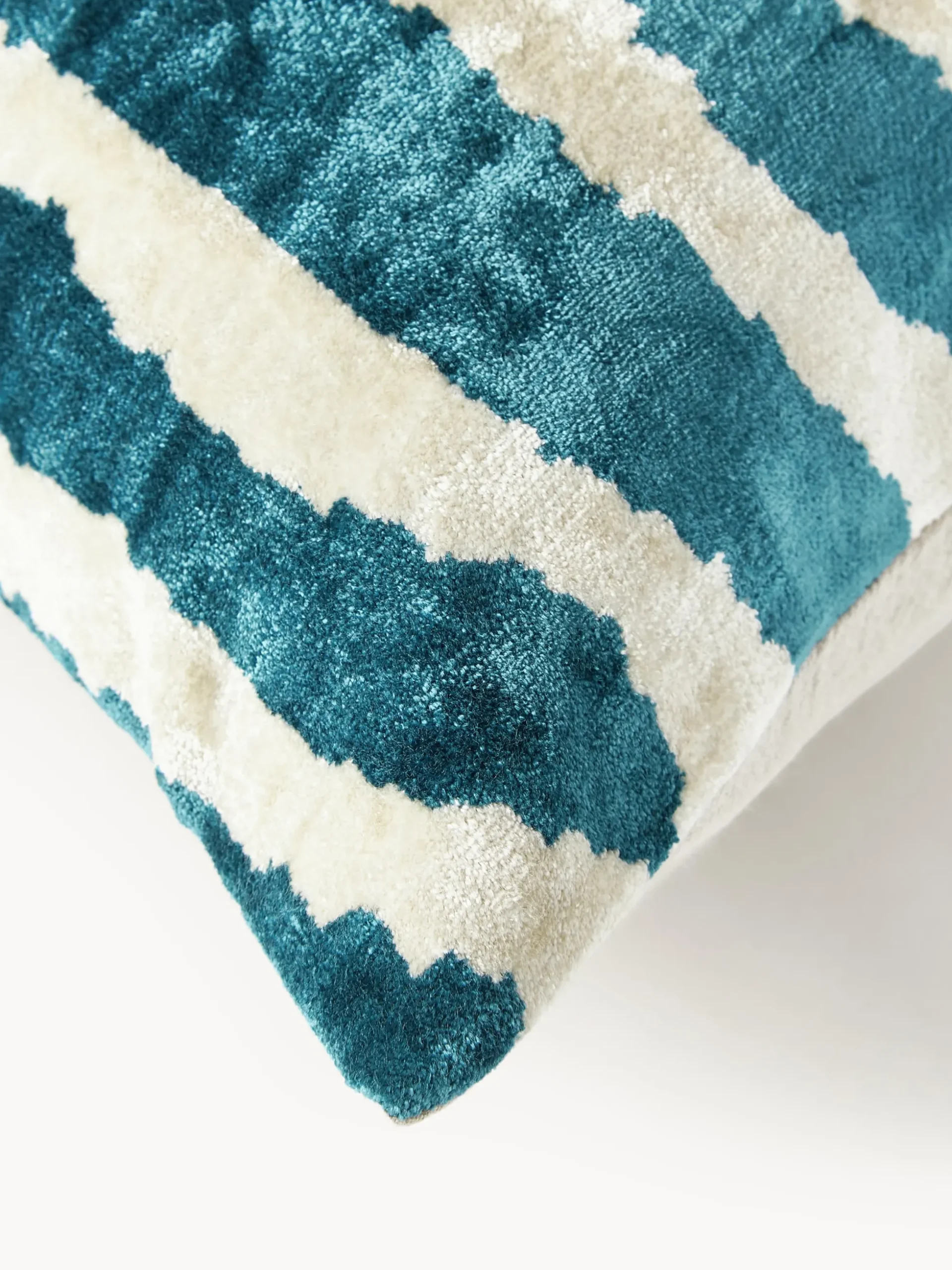 Copricuscino in viscosa con motivo jacquard tessuto Dejan