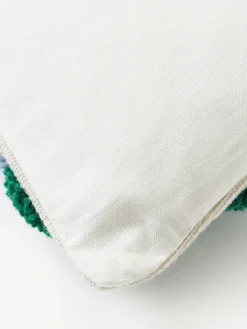 Copricuscino fatto a mano con design trapuntato Jiri