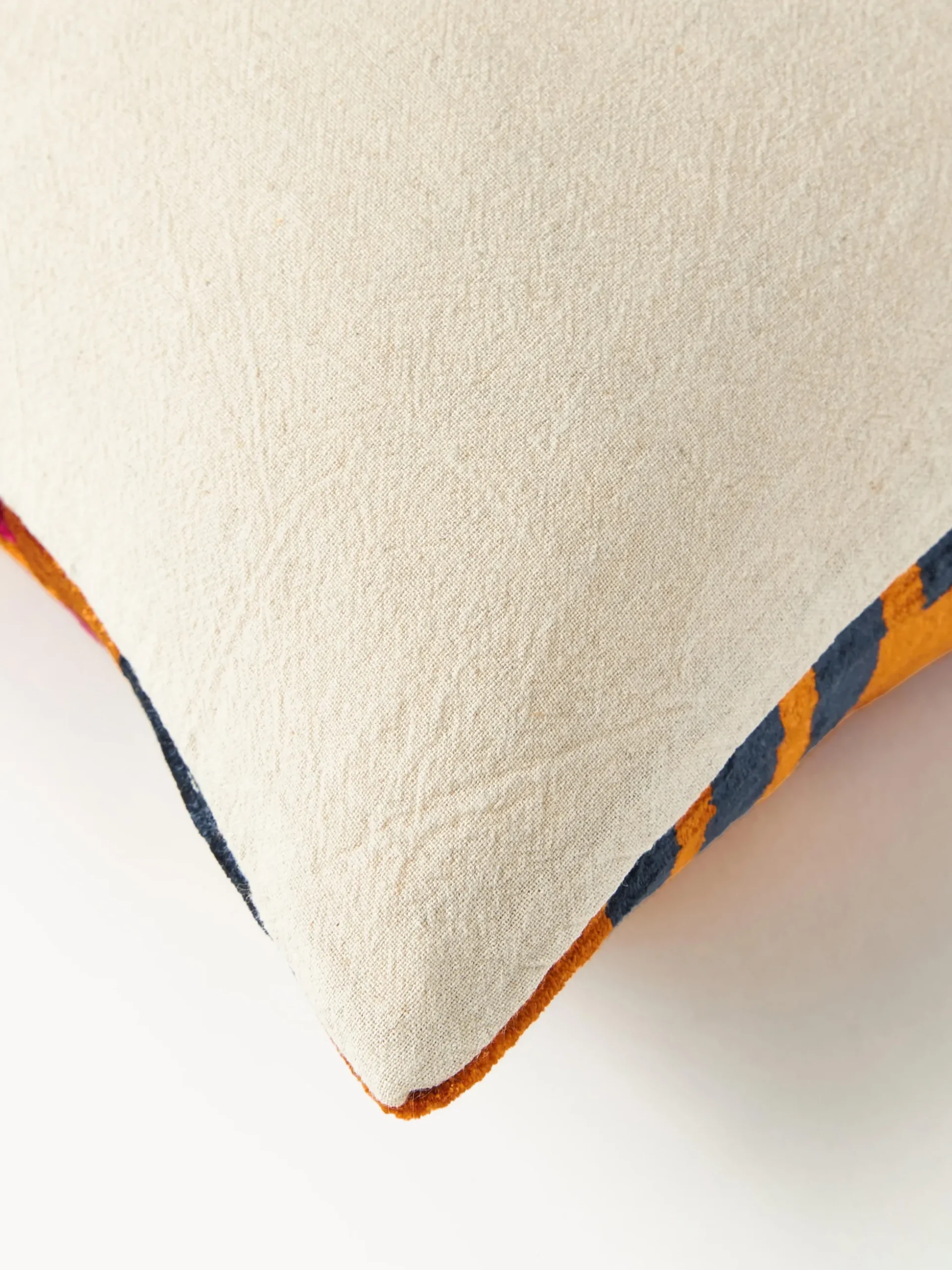 Copricuscino in viscosa con motivo jacquard tessuto Danelle