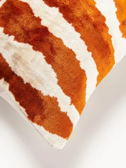 Copricuscino in viscosa con motivo jacquard Dejan