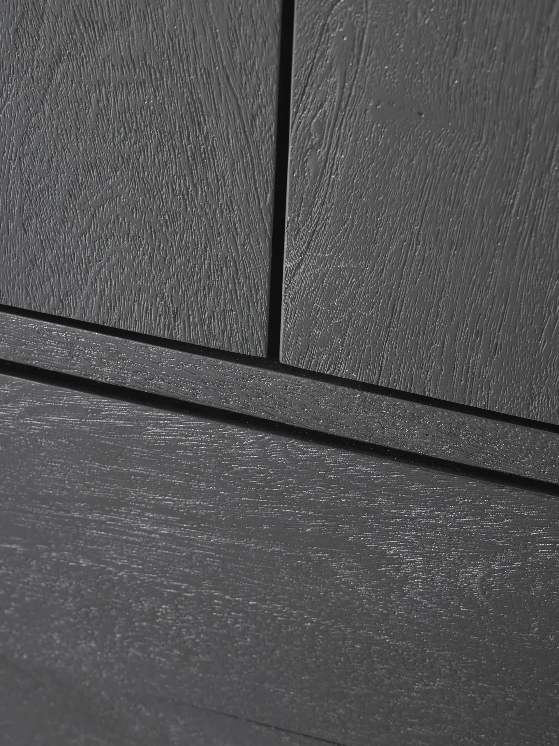 Credenza alta in legno di mango Luca