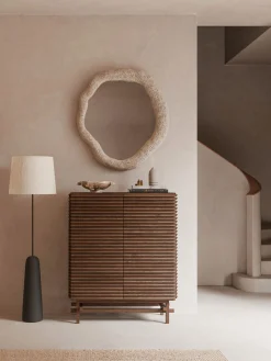 Credenza alta in legno di quercia Pierce