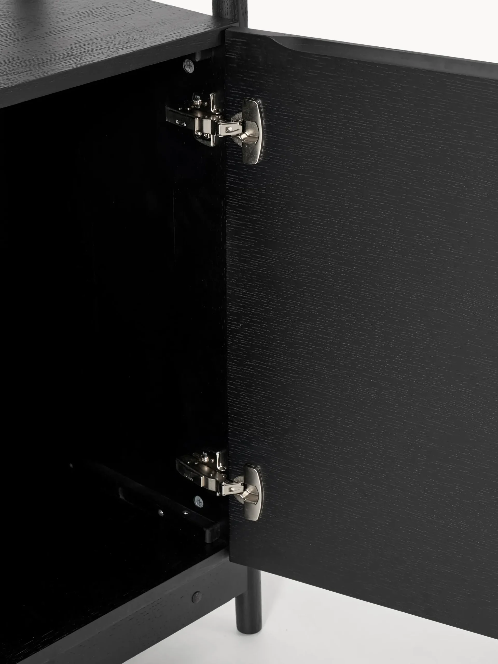 Credenza alta in legno Libby
