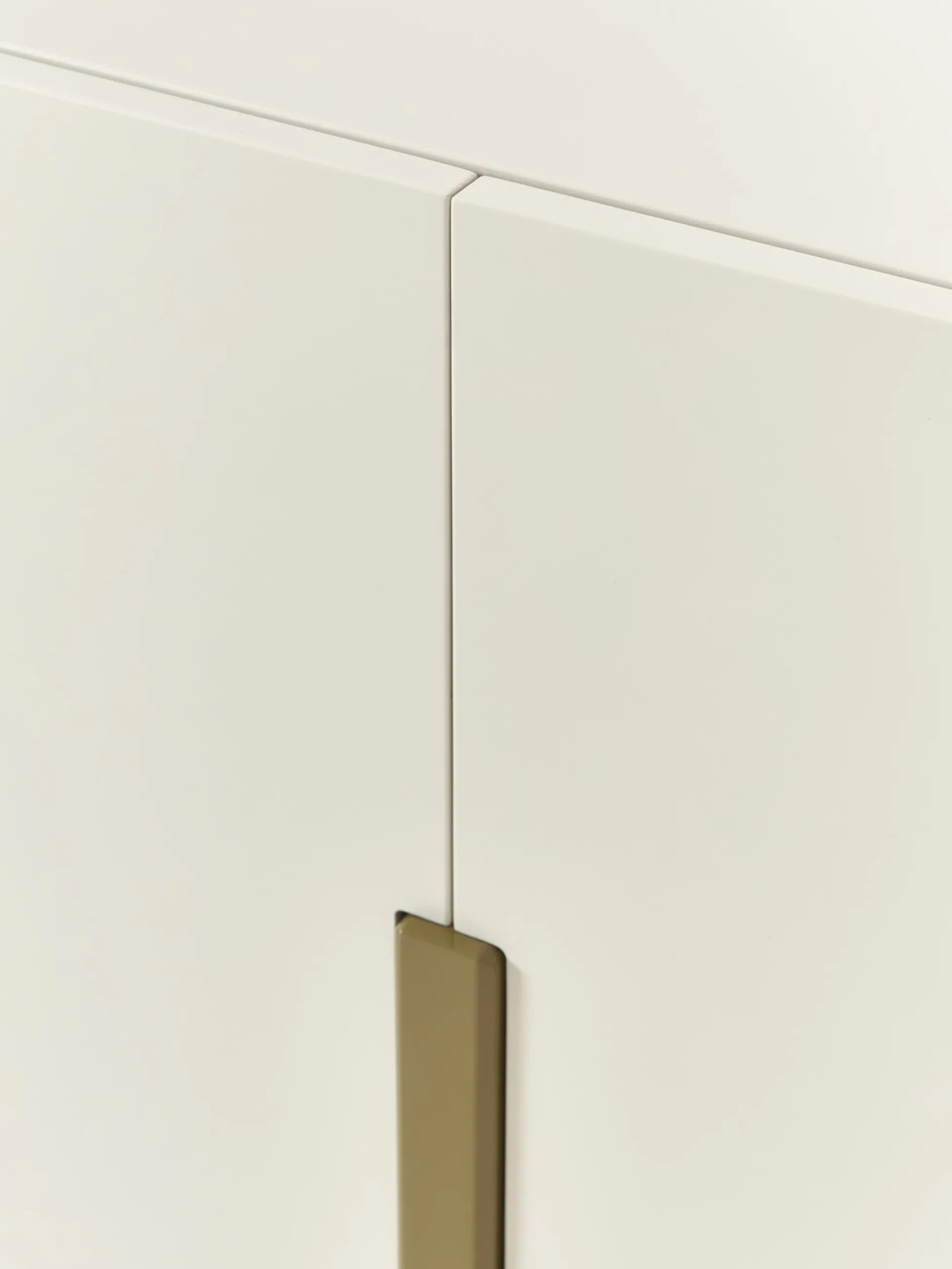 Credenza in legno Dado