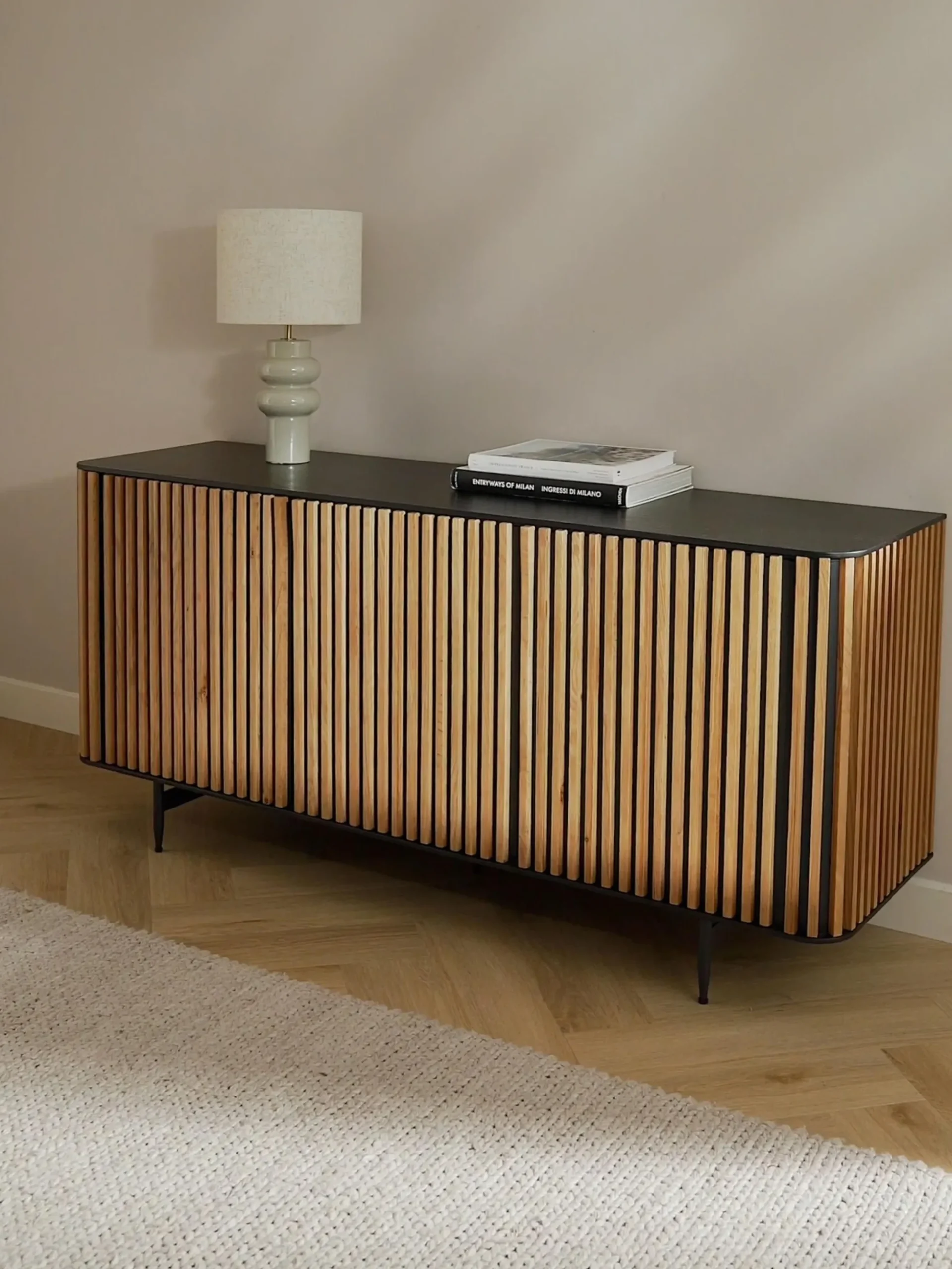 Credenza in legno Linea