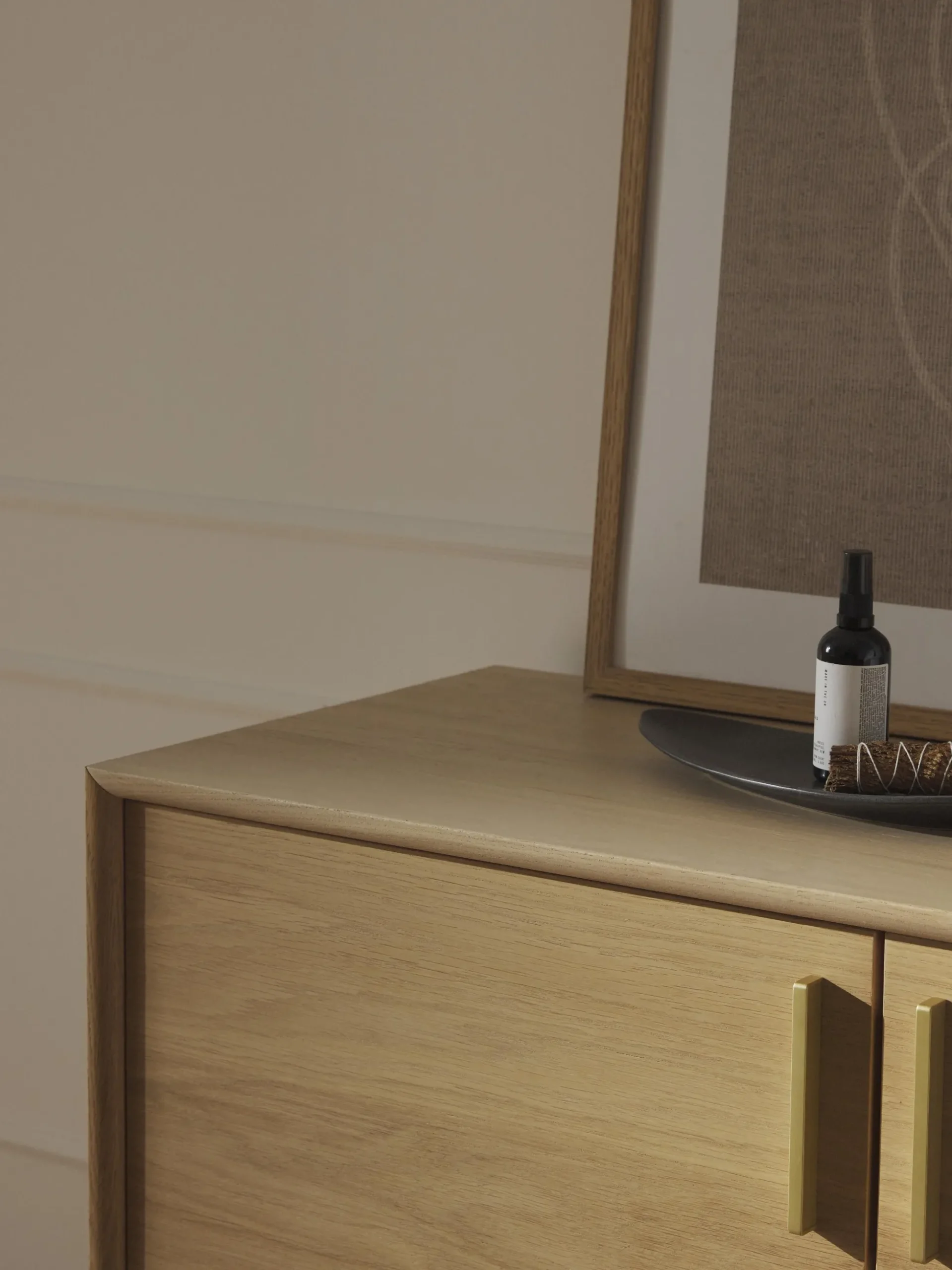 Credenza piccola in legno di quercia Diana