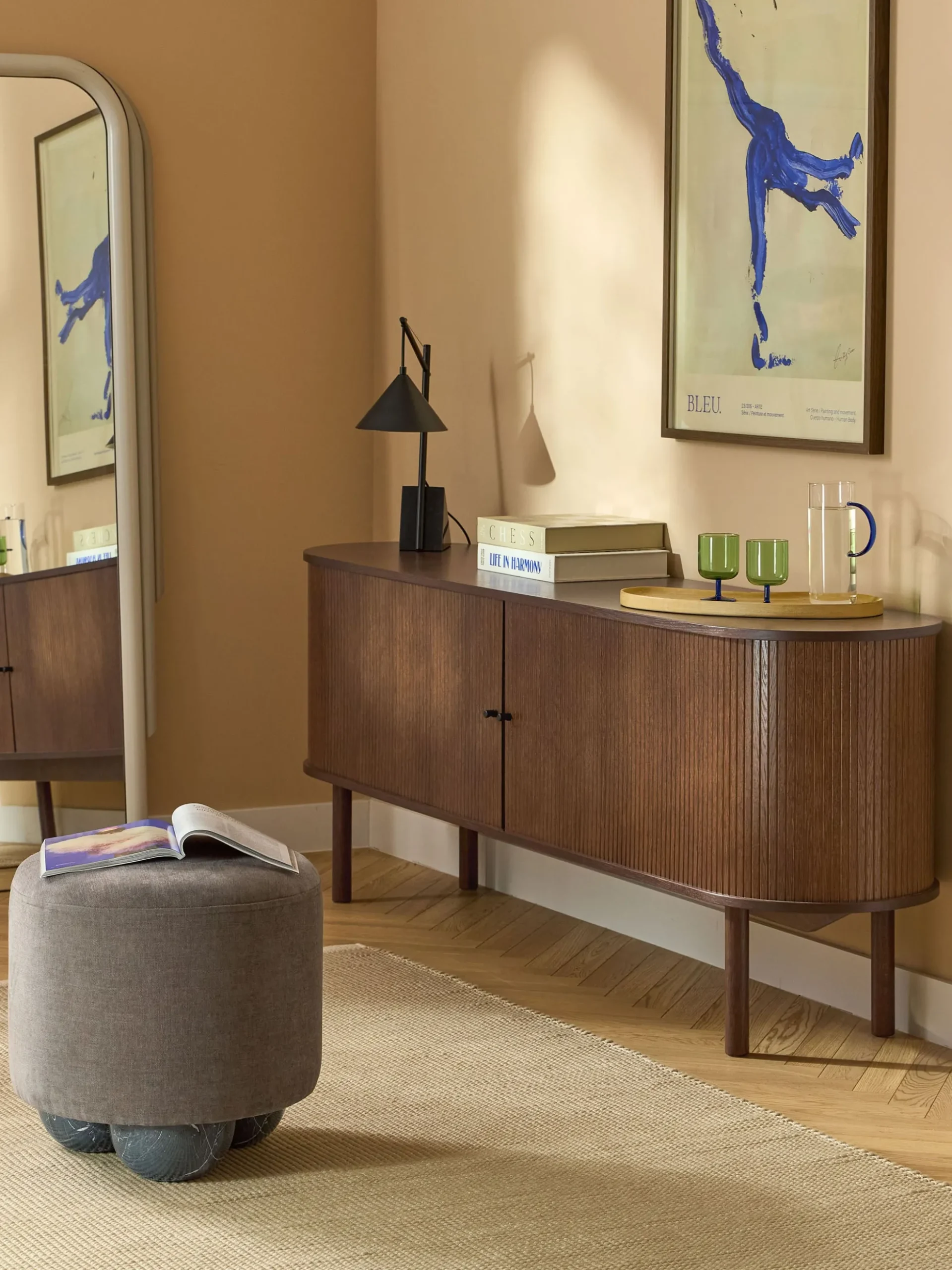 Credenza XL con frontale scanalato Calary