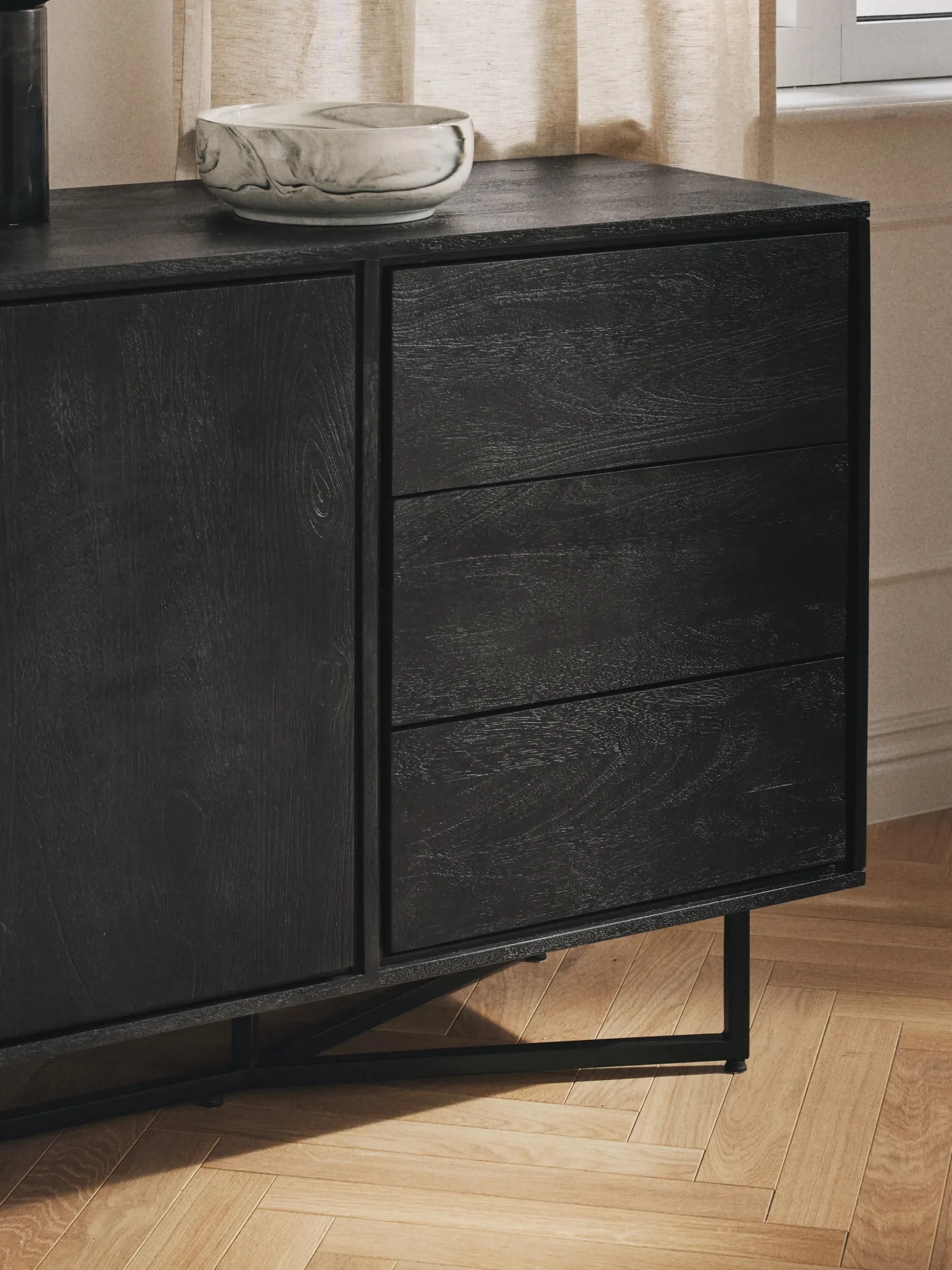 Credenza XL in legno di mango Luca