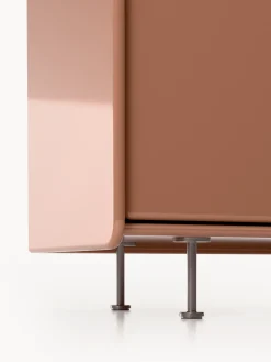 Credenza alta in metallo Coya