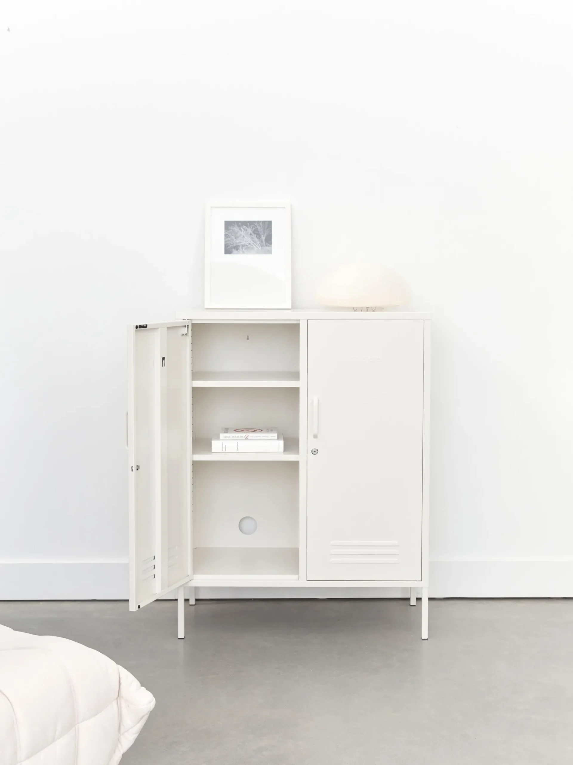 Credenza alta in metallo The Midi