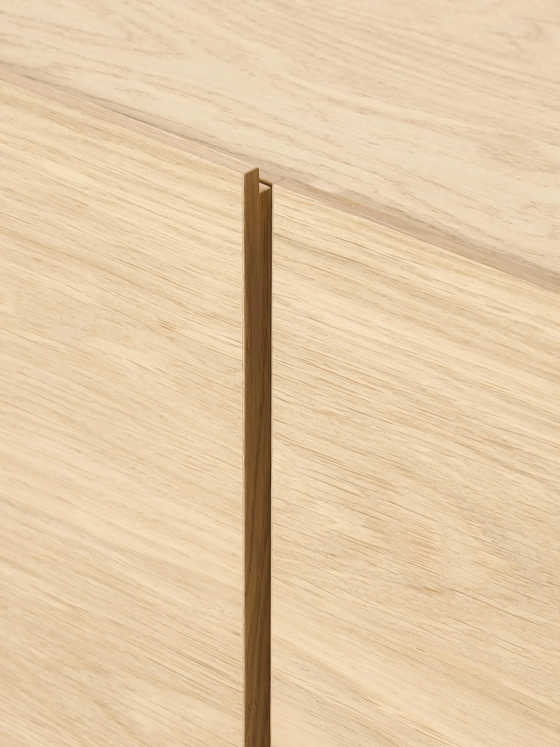Credenza in legno Larsen