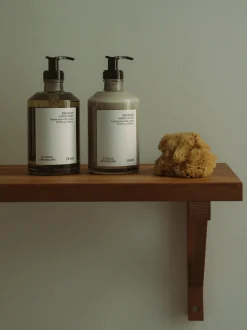 Crema per le mani Escalier (semi di carota, cardamomo, vetiver e arancia rossa)