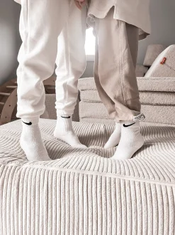 Cuscino da salto per bambini in velluto a coste Mila