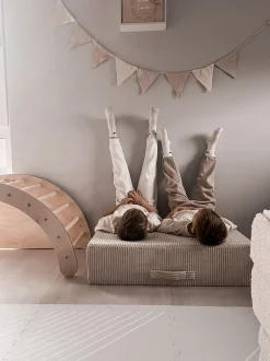 Cuscino da salto per bambini in velluto a coste Mila