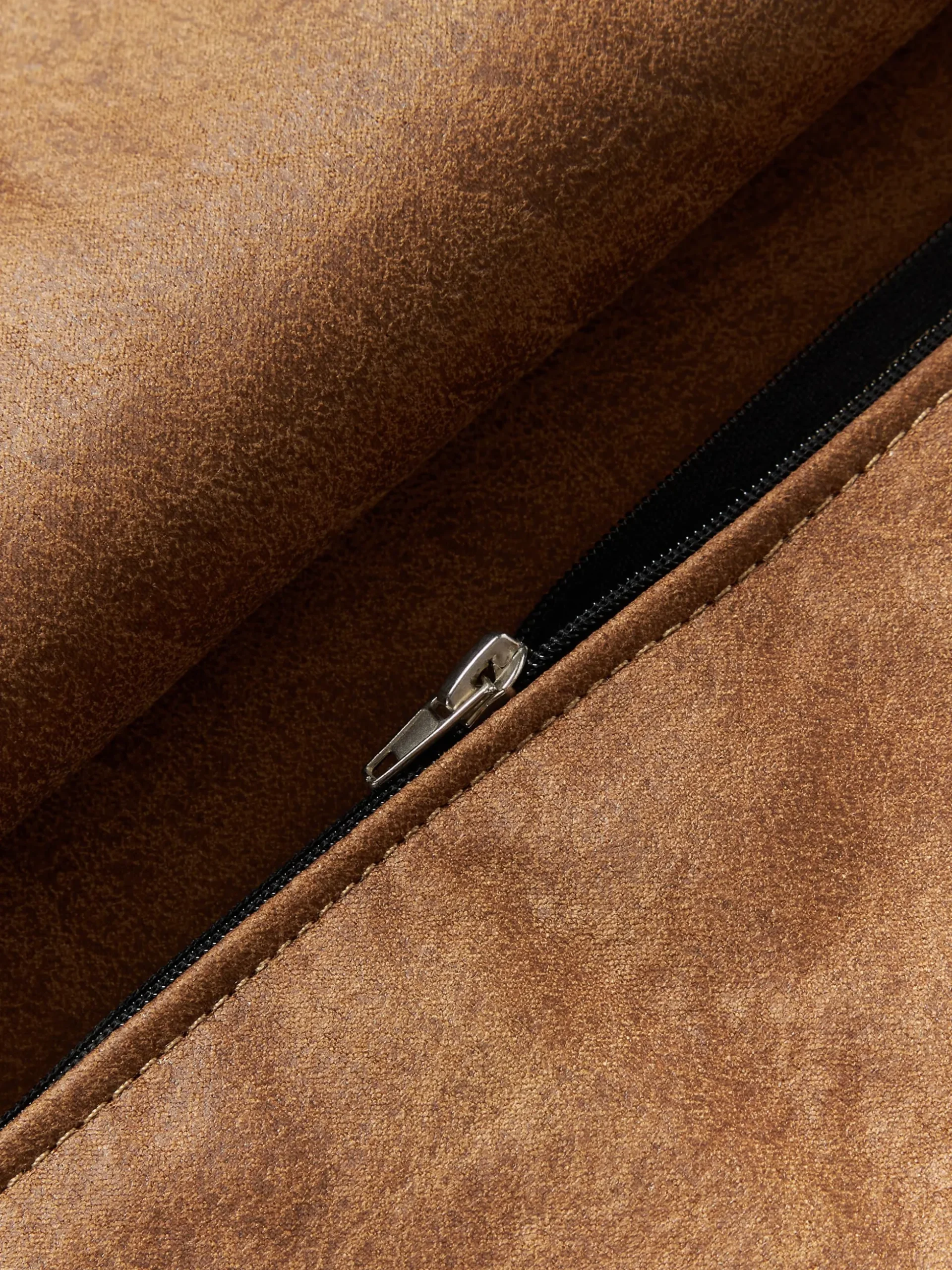 Cuscino decorativo grande in pelle Lennon, 60 x 60 cm