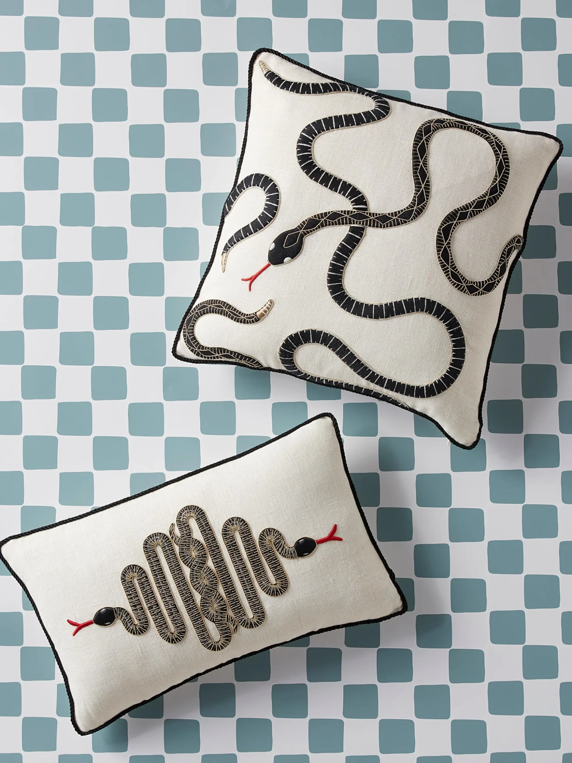Cuscino decorativo in lino Snake