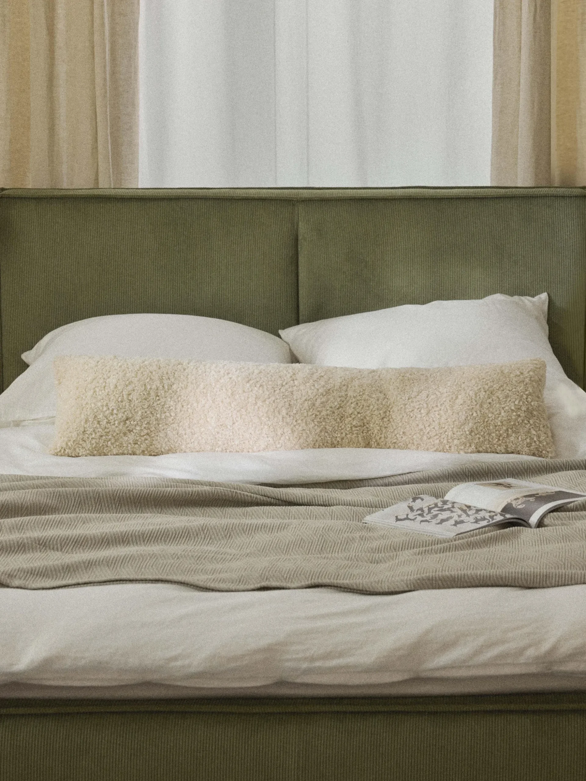 Cuscino decorativo XL in teddy Dotty