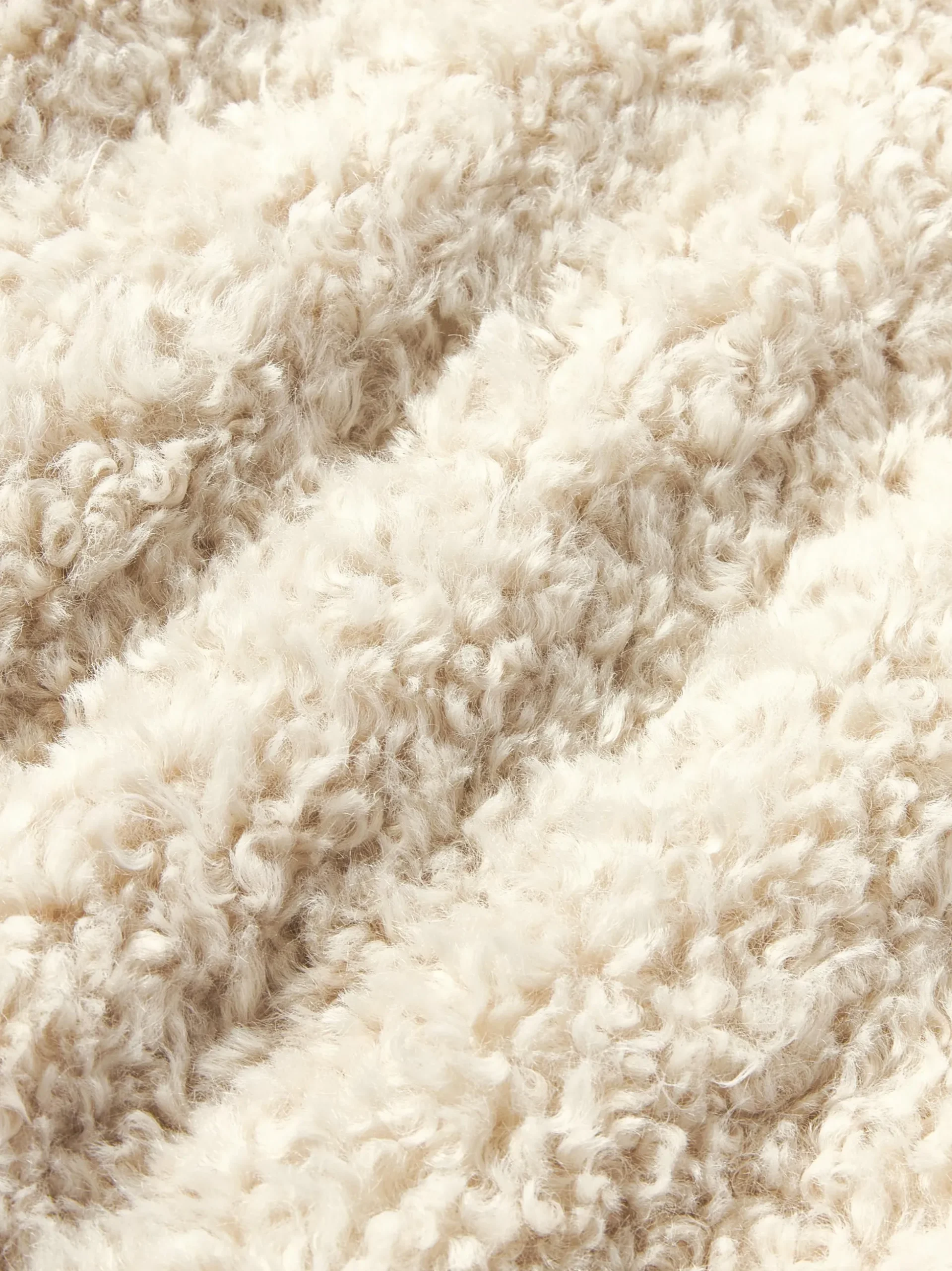 Cuscino decorativo XL in teddy Dotty