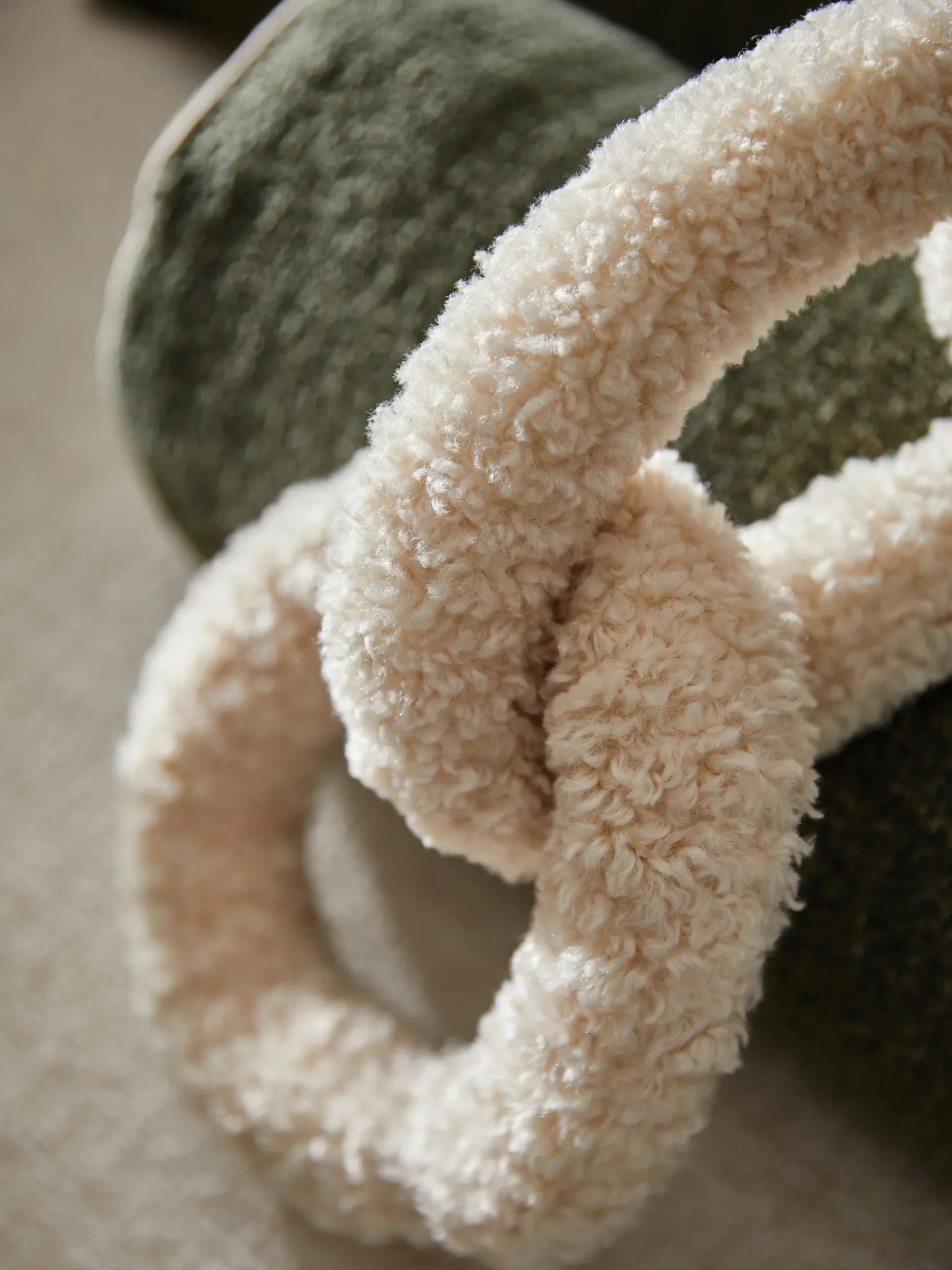 Cuscino in teddy Chain Dotty