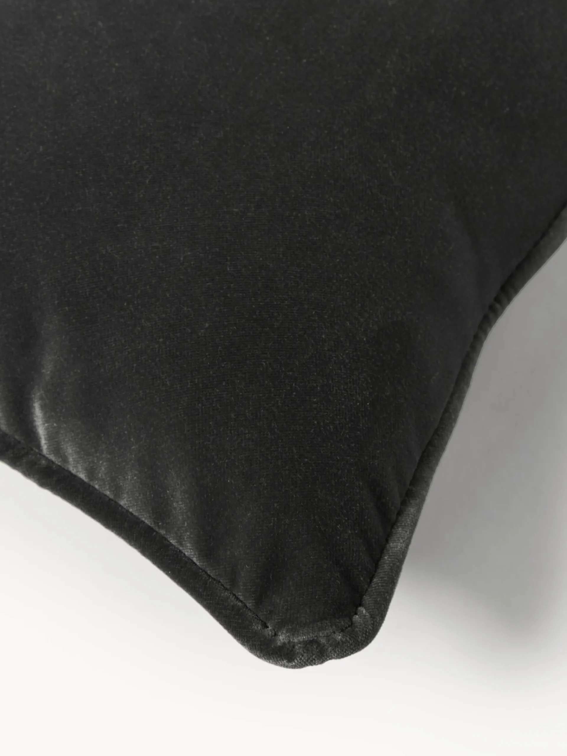 Cuscino per divano in velluto Vetsak, 30 x 60 cm