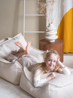 Cuscino da pavimento per bambini in velluto a coste Sugar