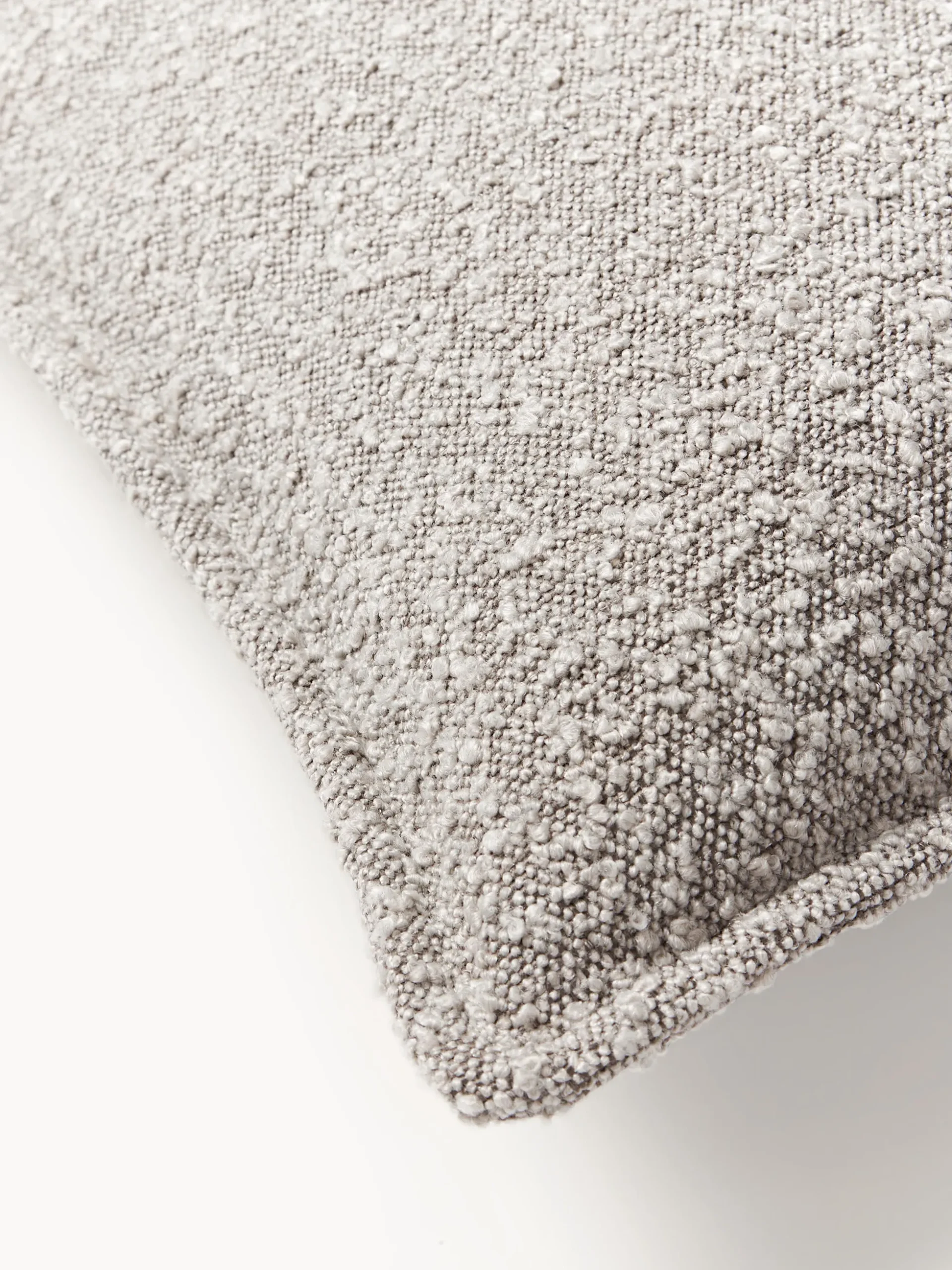 Cuscino decorativo grande in bouclé Lennon, 70 x 70 cm