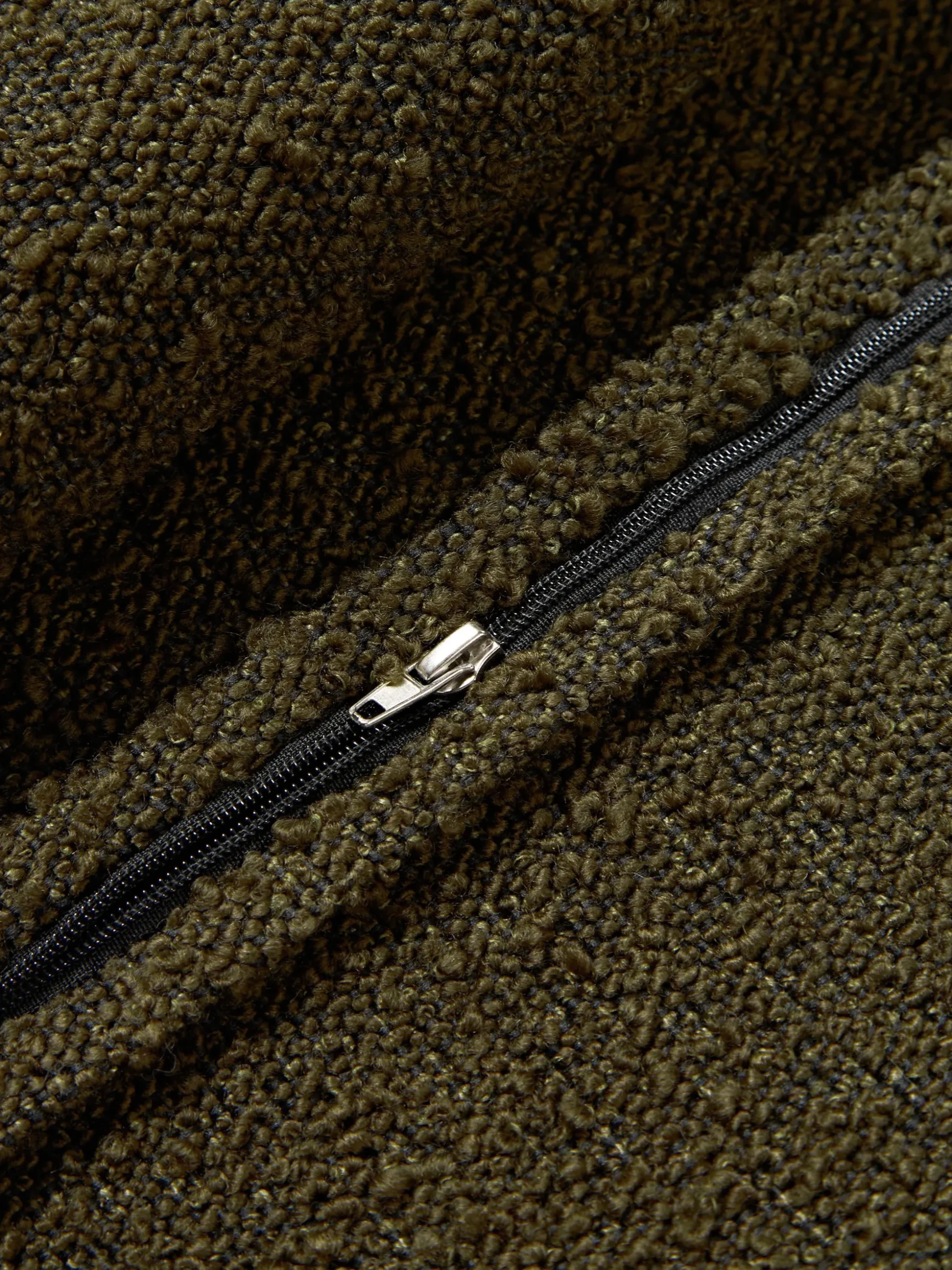 Cuscino decorativo grande in bouclé Lennon, 60 x 60 cm