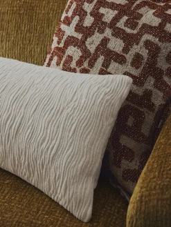Cuscino in viscosa con motivo jacquard Contia