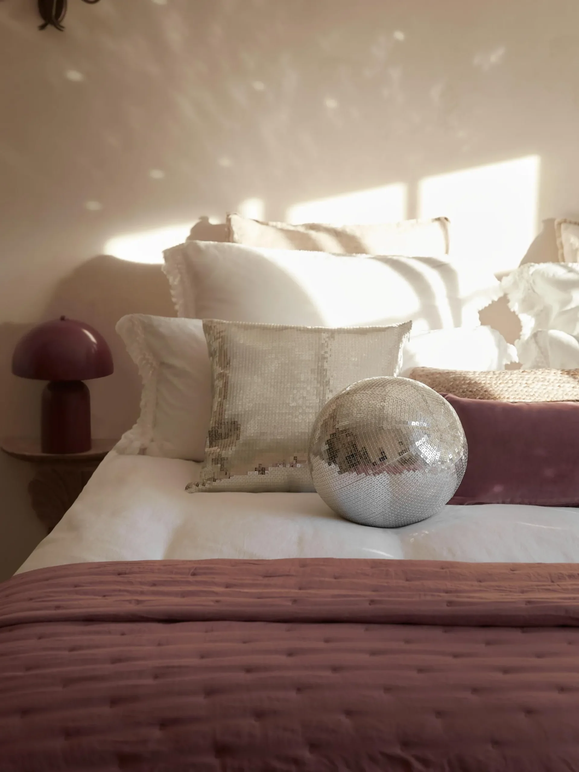 Cuscino rotondo con paillettes Diva