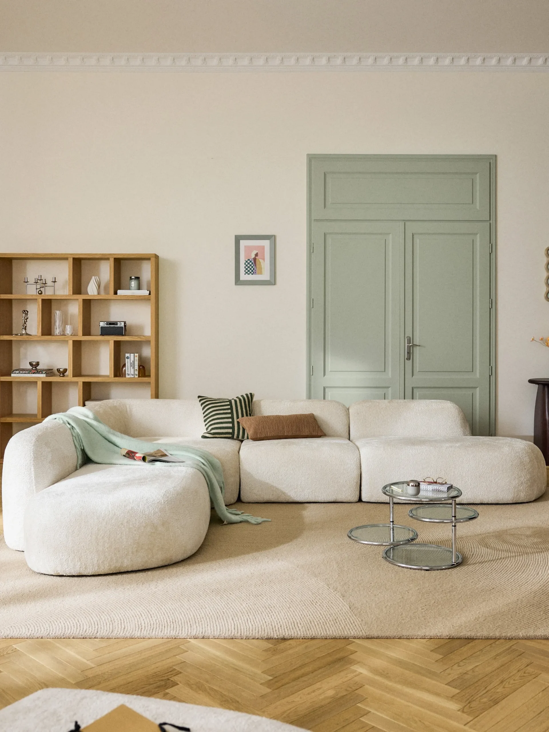 Divano angolare componibile 4 posti con chaise longue in teddy bouclé Wolke