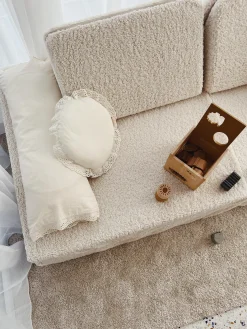 Divano da gioco componibile fatto a mano per bambini in teddy Mila