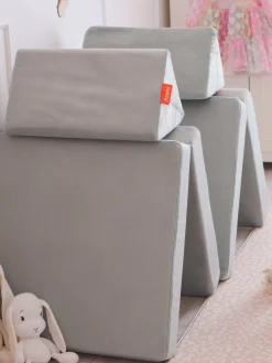 Divano da gioco componibile in velluto per bambini fatto a mano Mila