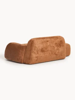 Divano 2 posti con chaise longue in teddy bouclé Wolke