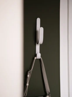 Gancio appendiabiti in legno di quercia fatto a mano Woody Hook