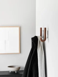 Gancio da parete in legno di noce Umbrella, in diverse dimensioni