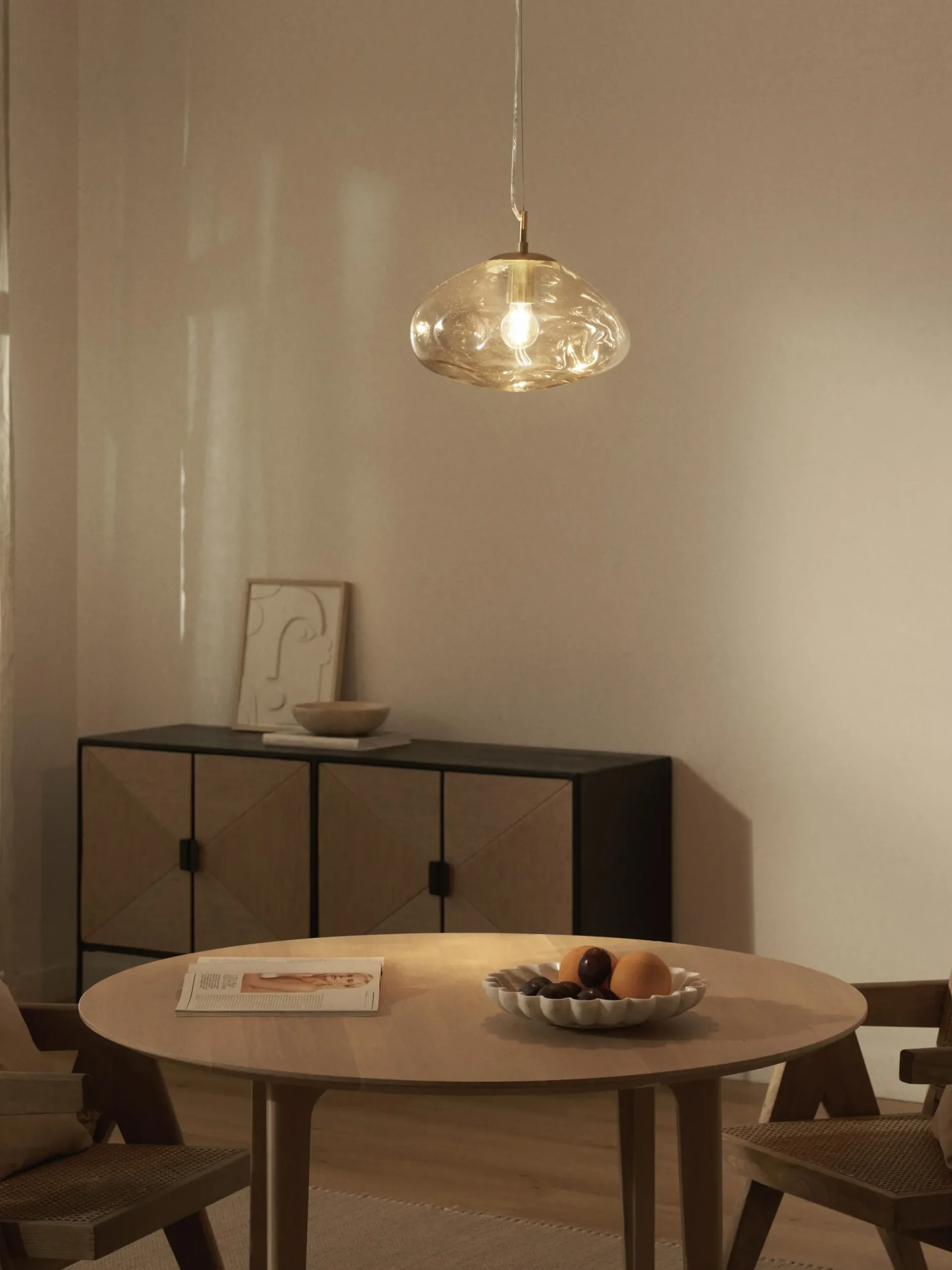 Lampada a sospensione in vetro Amora