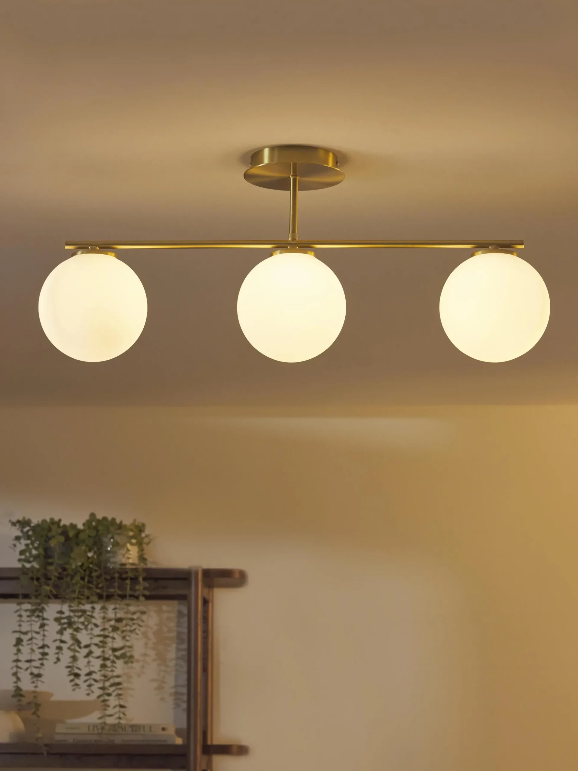 Lampada da soffitto in vetro opale Atlanta