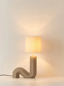 Lampada da tavolo di design Luomo